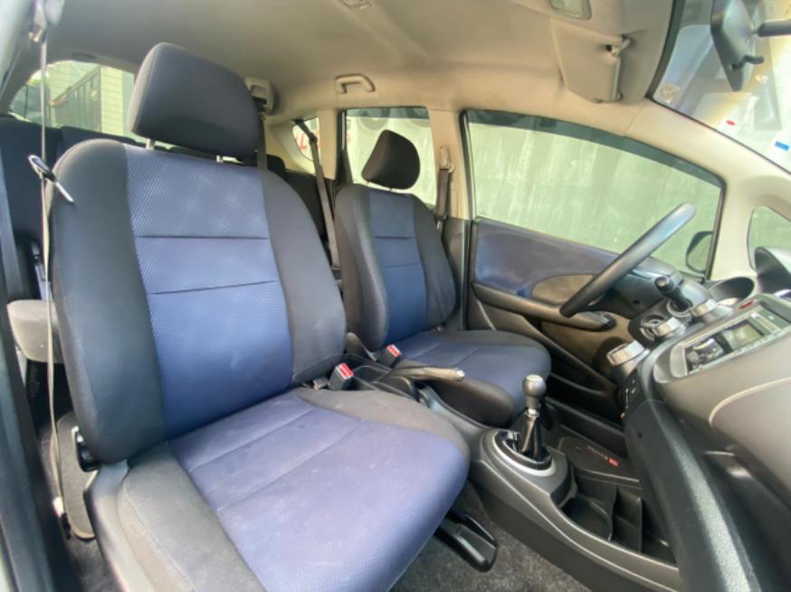 Foto ilustrativa 6 - HONDA FIT LX 2013 – PRATA – GASOLINA