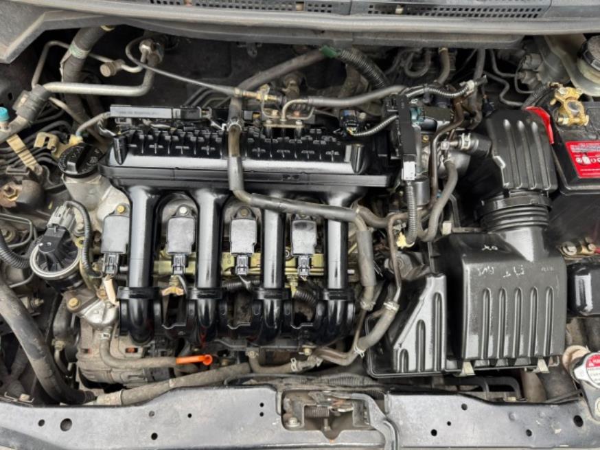 Foto ilustrativa 8 - HONDA FIT LXL 1.4 AUT 2005 -PRETO – GASOLINA