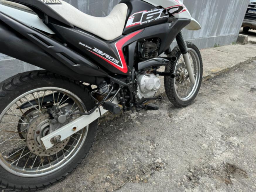 Foto ilustrativa 8 - HONDA NXR 160 BROS ESDD 2016 – BRANCA – GASOLINA