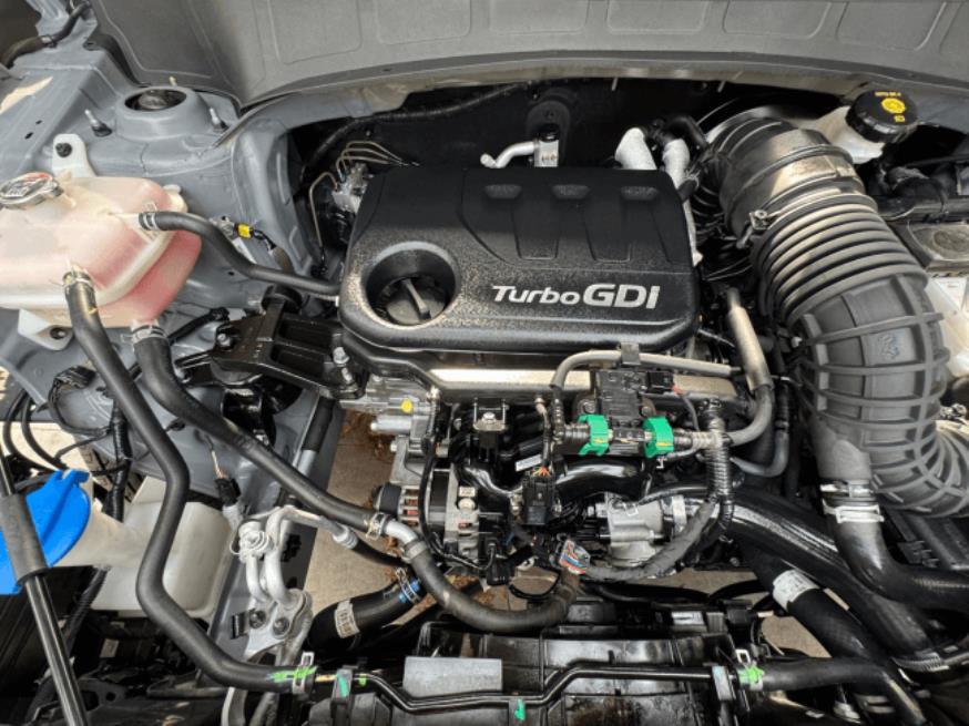 Foto ilustrativa 8 - HYUNDAI CRETA LIMITED 1.0 TB 12V FLEX Aut. 2022 – PRATA – FLEX