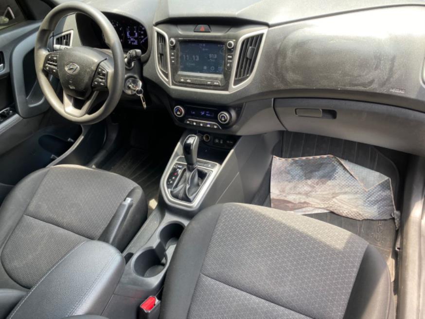 Foto ilustrativa 5 - HYUNDAI CRETA PULSE PLUS 1.6 2019 – PRATA – FLEX