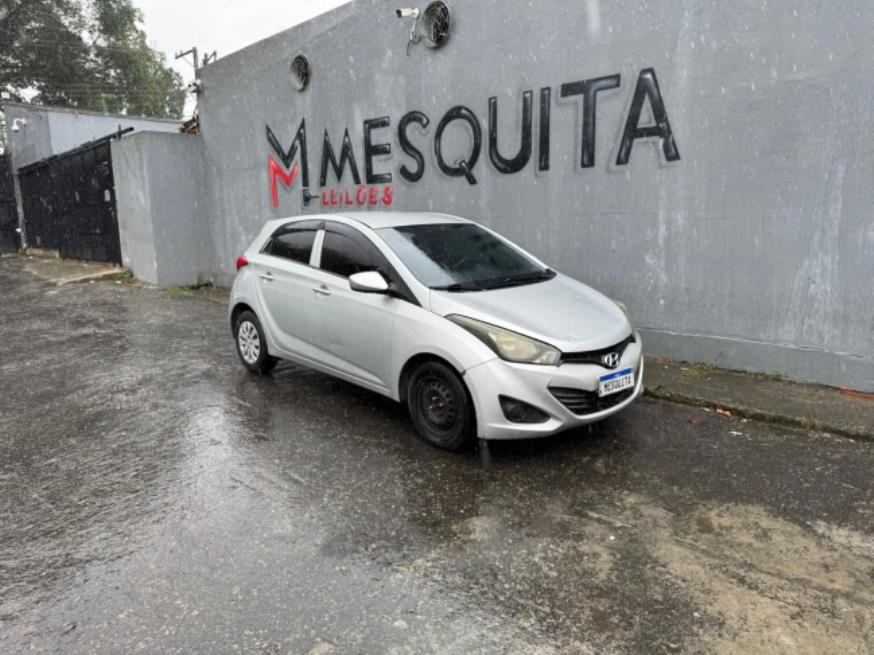 Foto ilustrativa 1 - HYUNDAI HB20 PREMIUM 1.6 – 2013  – PRATA – GASOLINA