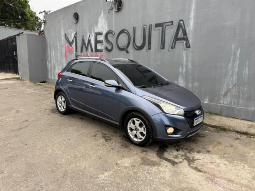 Foto ilustrativa 1 - HYUNDAI HB20X PREMIUM – 2015 – AZUL – FLEX