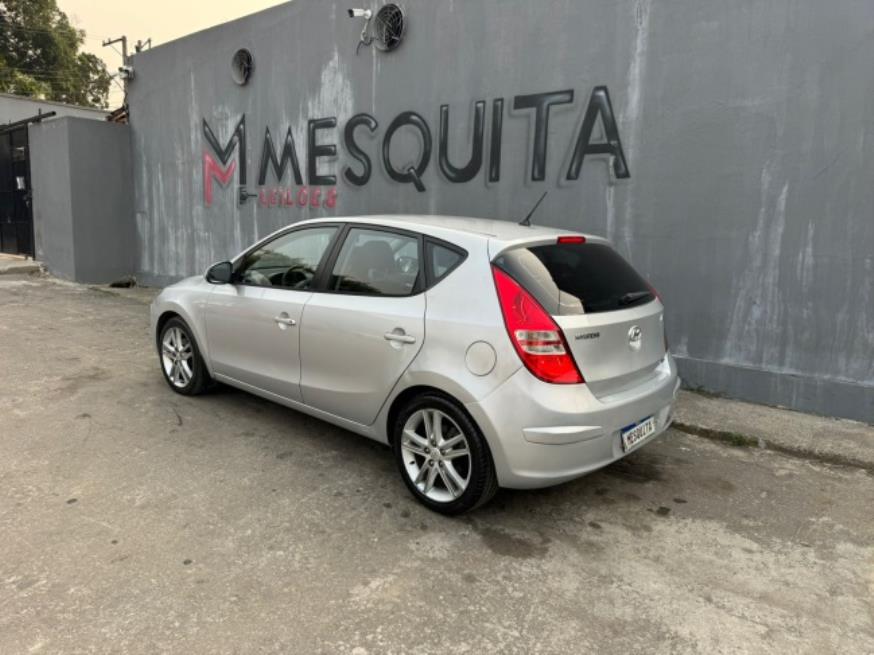 Foto ilustrativa 2 - HYUNDAI I30 2.0  2010 –  – GASOLINA