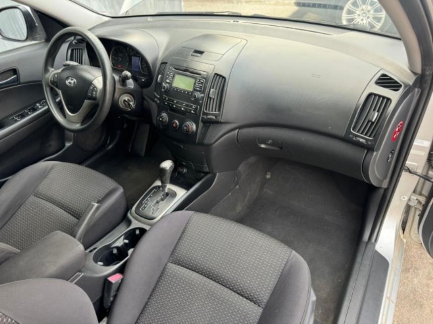 Foto ilustrativa 5 - HYUNDAI I30 2.0  2010 –  – GASOLINA
