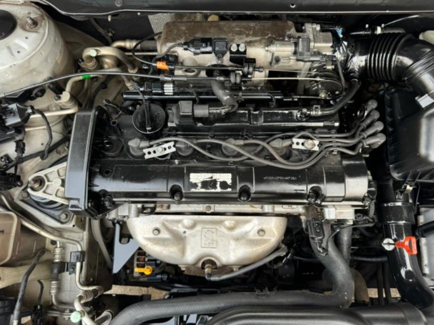 Foto ilustrativa 8 - HYUNDAI I30 2.0  2010 –  – GASOLINA