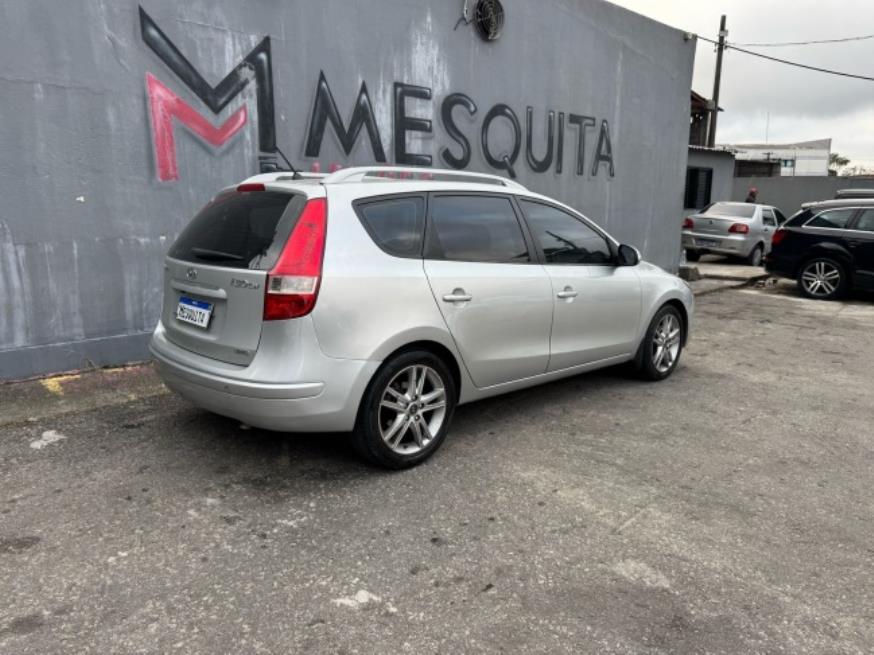 Foto ilustrativa 4 - HYUNDAI I30 WAGON 2.0 2012 – PRATA – GASOLINA