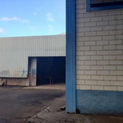 Imóvel industrial com A.T 855,00m²