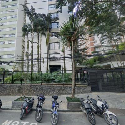 IMÓVEL RES. A.U. 289,74m² + 2 VAGAS – BELA CINTRA/SP