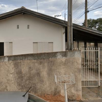 Imóvel residencial com A.T 223,25m²
