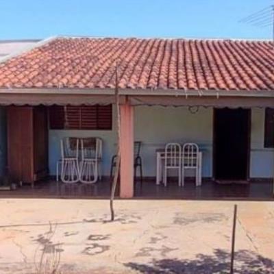 Imóvel residencial com A.T 264,00m²