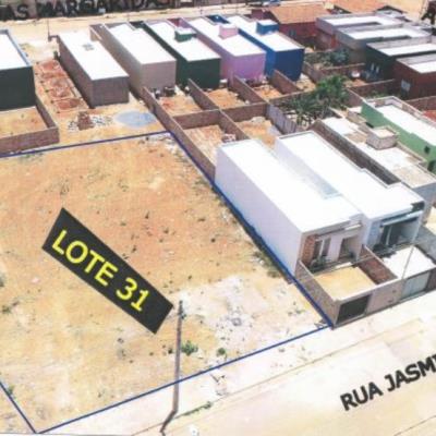 IMÓVEL URBANO: Área Pública nº 05: Uma área de terreno constituída pela Quadra 10, medindo 1.080,00 m² (um mil e oitenta metros quadrados), do Bairro Parque Cidade Jardim, situado nesta cidade de Pompéu/MG, na Rua Cinco, NO ESTADO EM QUE SE ENCONTRA.