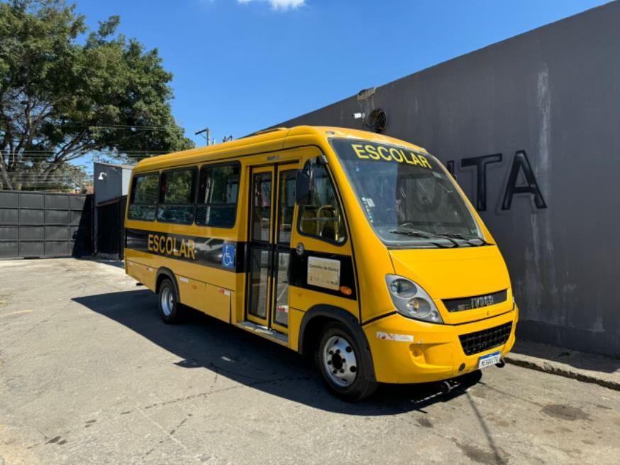 Foto ilustrativa 1 - IVECO CITYCLASS ESCOLAR 2013 – AMARELO – DIESEL