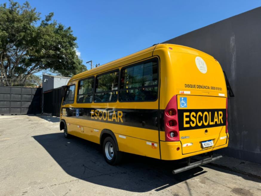 Foto ilustrativa 2 - IVECO CITYCLASS ESCOLAR 2013 – AMARELO – DIESEL