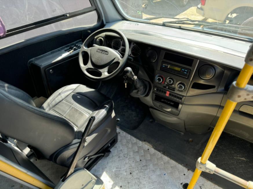 Foto ilustrativa 5 - IVECO CITYCLASS ESCOLAR 2013 – AMARELO – DIESEL