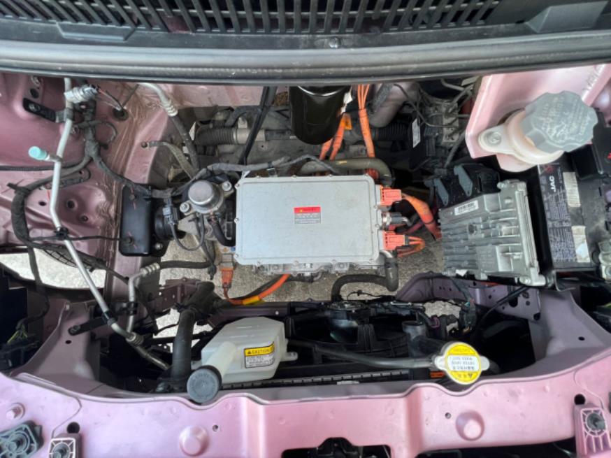 Foto ilustrativa 8 - JAC e-JS1 62cv 2022 – ROSA – ELÉTRICO