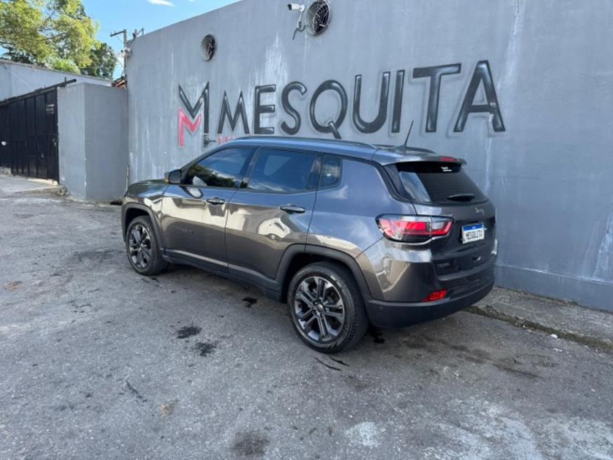 Foto ilustrativa 2 - JEEP COMPASS LONG. T270 1.3 TB 4×2 Flex Aut. 2022 – CINZA – FLEX