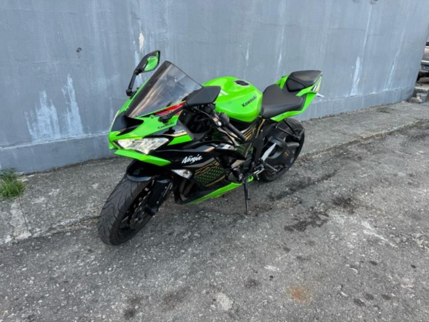 Foto ilustrativa 3 - KAWASAKI NINJA ZX-6R 2020 – VERDE –  GASOLINA