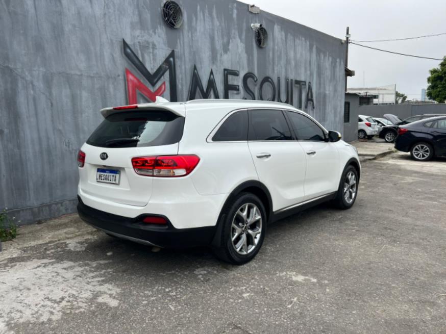 Foto ilustrativa 4 - KIA SORENTO 3.3 2018 – BRANCA – GASOLINA