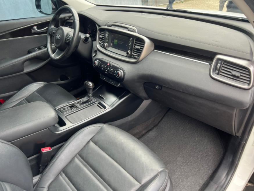 Foto ilustrativa 5 - KIA SORENTO 3.3 2018 – BRANCA – GASOLINA
