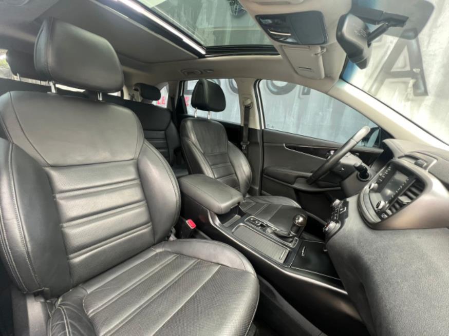 Foto ilustrativa 6 - KIA SORENTO 3.3 2018 – BRANCA – GASOLINA