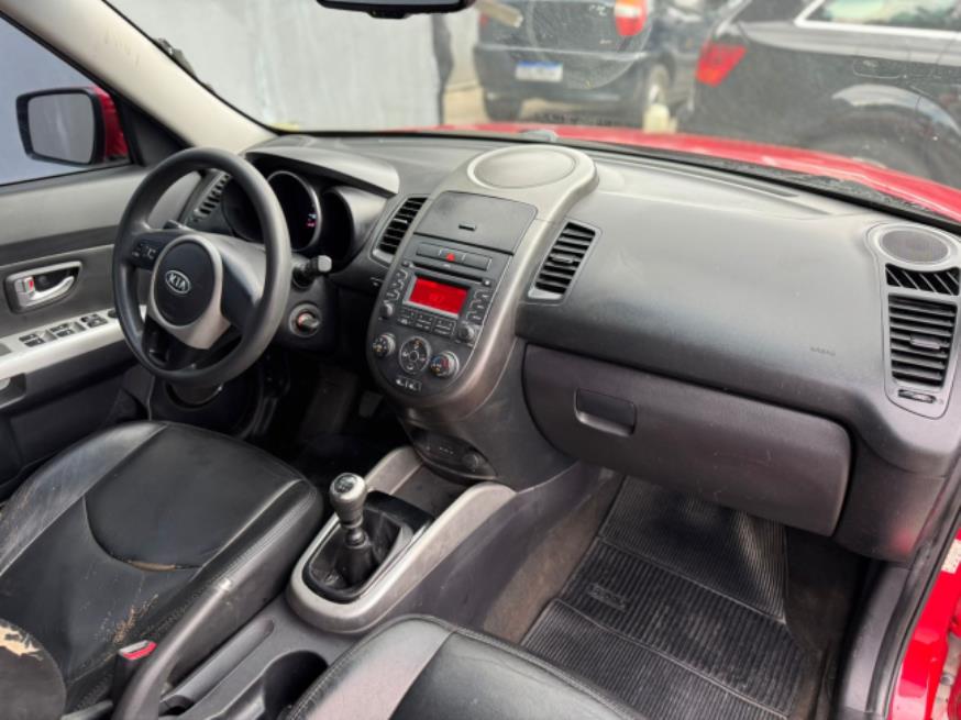 Foto ilustrativa 6 - KIA SOUL 2013 – VERMELHO – FLEX