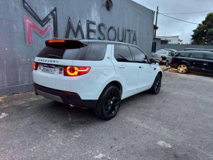 Foto ilustrativa 4 - Land Rover Discovery Sport HSE 4×4 7L Diesel Aut 2016 – BRANCA – DIESEL