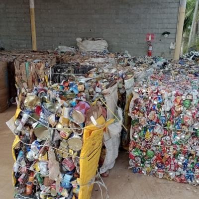 LOTE CONTENDO MATERIAIS RECICLÁVEIS, NO ESTADO EM QUE SE ENCONTRA.