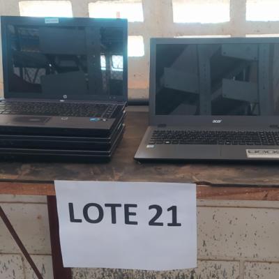 LOTE CONTENDO MATERIAL INFORMÁTICA, NO ESTADO EM QUE SE ENCONTRA.