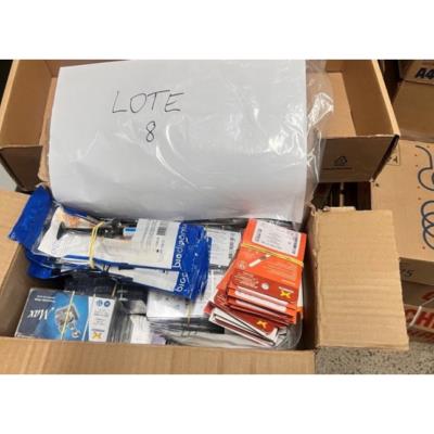 LOTE CONTENDO MATERIAL ODONTOLÓGICO, NO ESTADO EM QUE SE ENCONTRA.