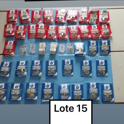 LOTE CONTENDO MATERIAL ODONTOLÓGICO, NO ESTADO EM QUE SE ENCONTRA.