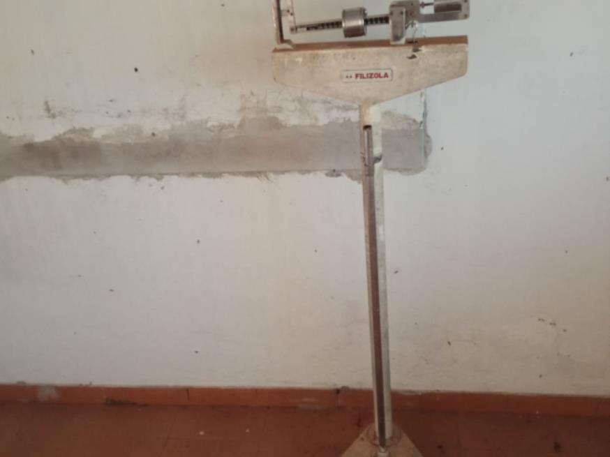 Foto ilustrativa 2 - LOTE CONTENDO SUCATA DE EQUIPAMENTOS HOSPITALARES E ODONTOLÓGICOS, NO ESTADO EM QUE SE ENCONTRA.