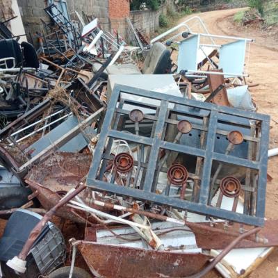 LOTE CONTENDO SUCATA FERROSA, NO ESTADO EM QUE SE ENCONTRA.