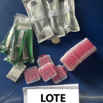 LOTE DE MATERIAIS ODONTOLÓGICOS, NO ESTADO EM QUE SE ENCONTRA.