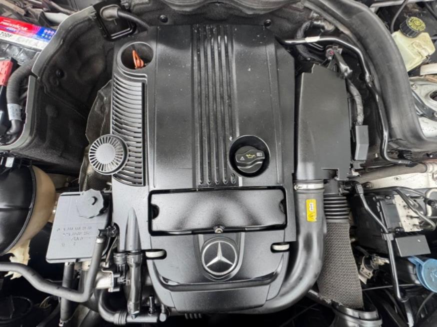 Foto ilustrativa 8 - M. BENZ C180 2012 CGI -PRATA – GASOLINA