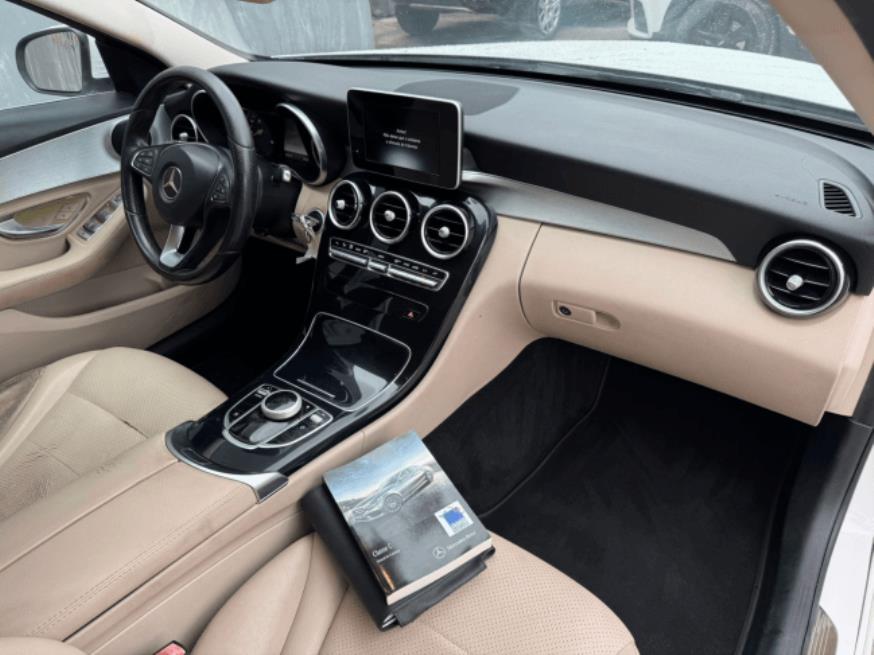 Foto ilustrativa 5 - M. BENZ C180 2016 CGI – BRANCA – FLEX