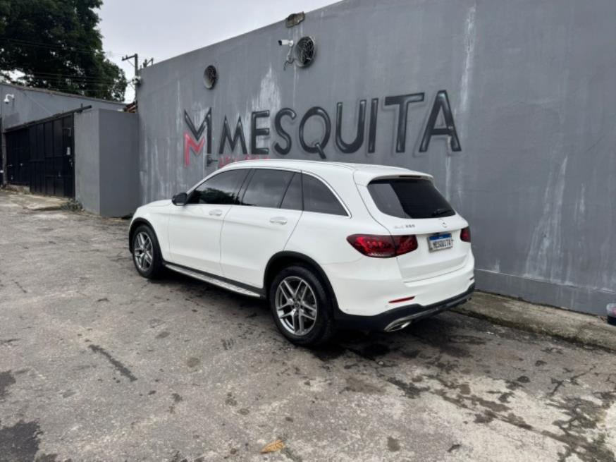 Foto ilustrativa 2 - M. BENZ GLC 250 4MATIC 2019 – BRANCA – GASOLINA