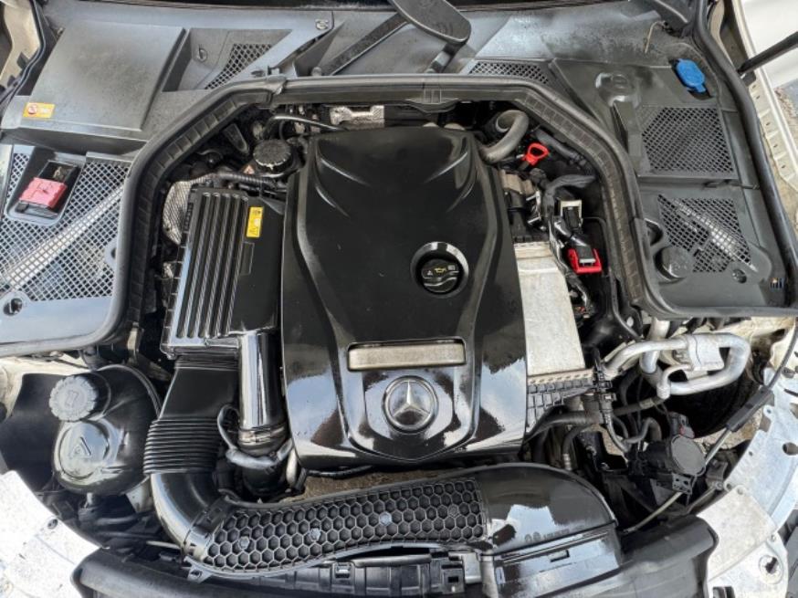 Foto ilustrativa 8 - MERCEDES BENZ C180 2015 – BRANCA – GASOLINA
