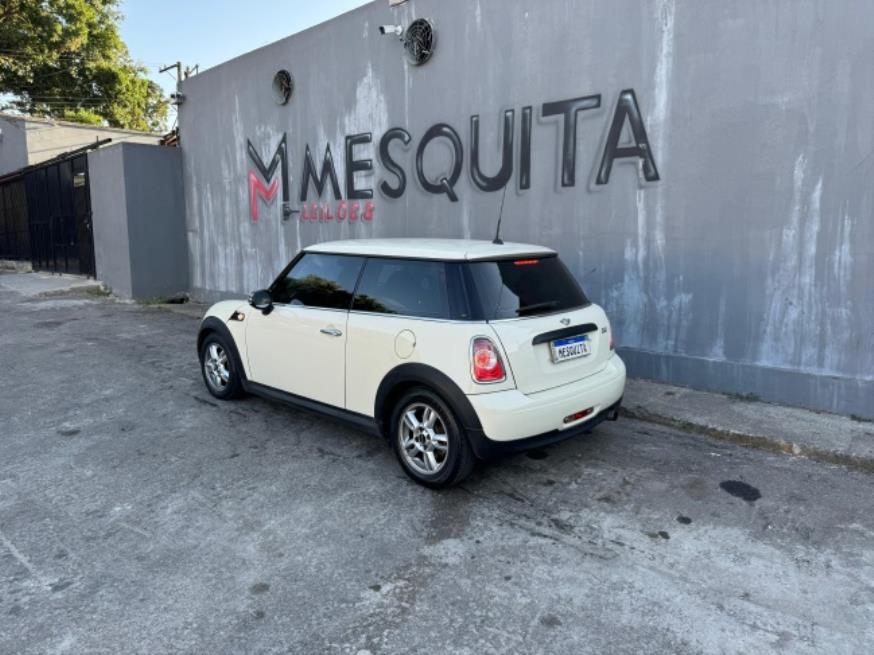 Foto ilustrativa 8 - MINI COOPER ONE 2012 – BRANCA – GASOLINA