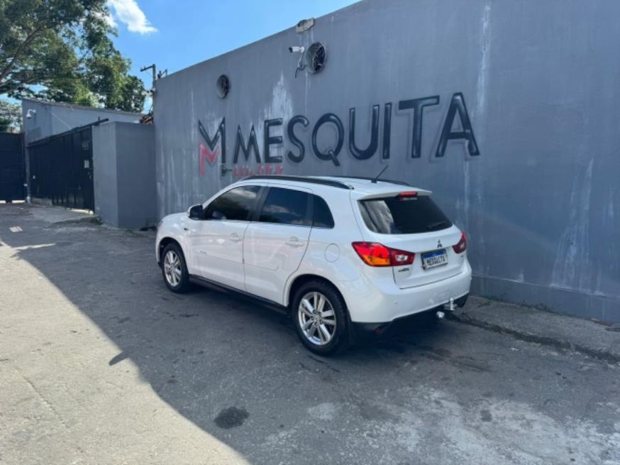 Foto ilustrativa 2 - MITSUBISHI ASX 2.0 4X4 2013 – BRANCA – GASOLINA