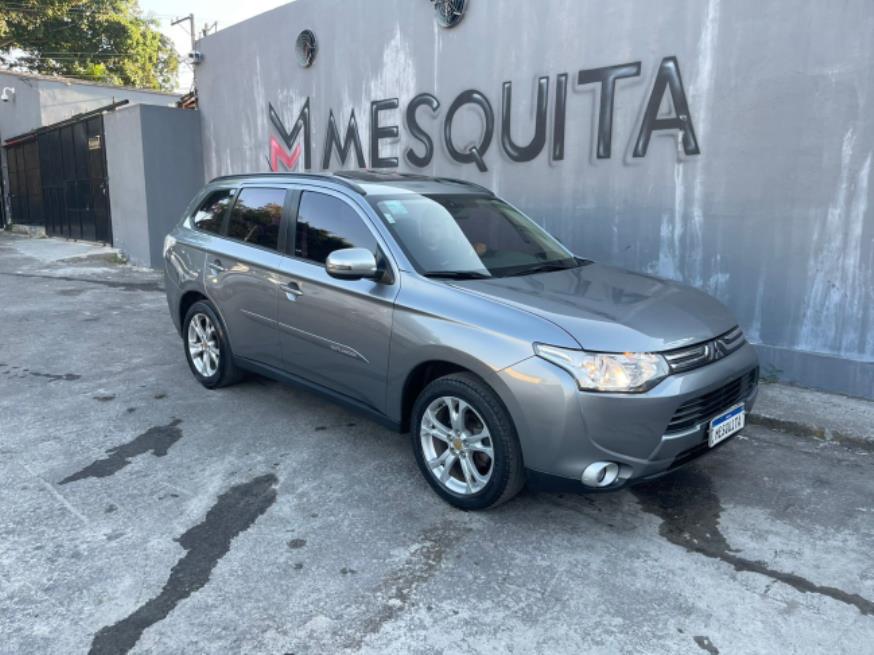 Foto ilustrativa 1 - MITSUBISHI OUTLANDER 2.0 2015  – CINZA – GASOLINA