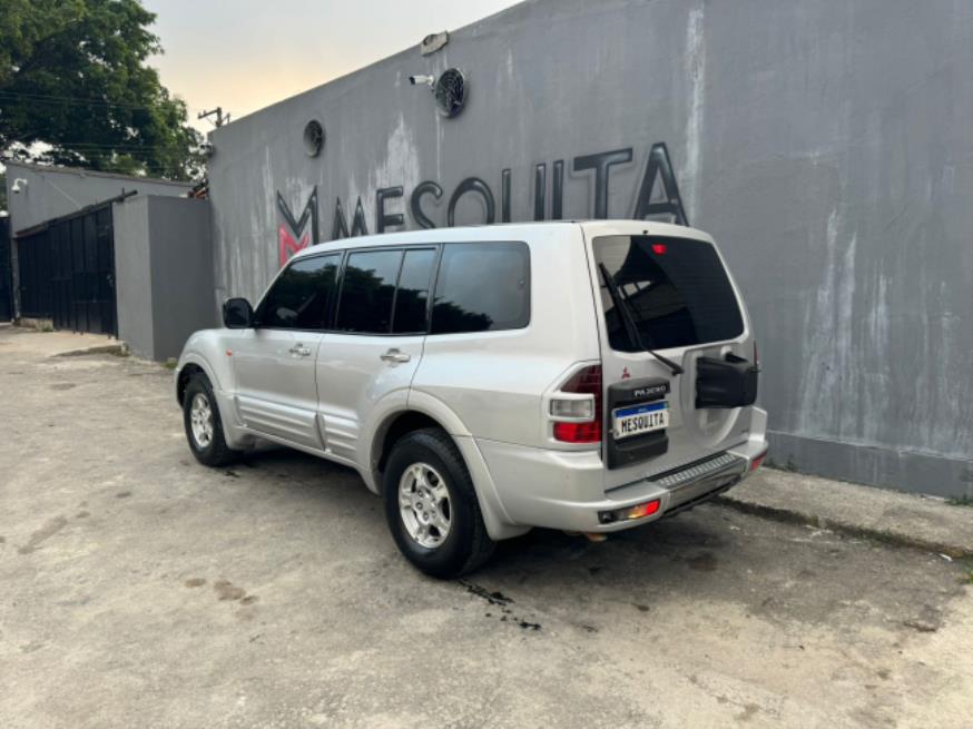 Foto ilustrativa 2 - MITSUBISHI PAJERO GLS 2001  – CINZA – GASOLINA