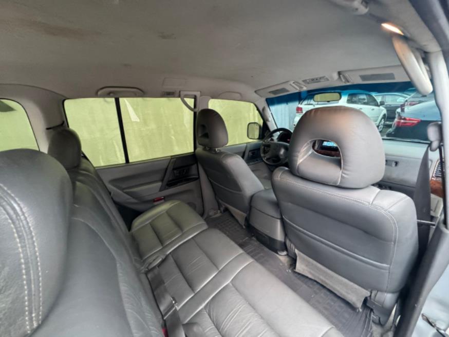 Foto ilustrativa 7 - MITSUBISHI PAJERO GLS 2001  – CINZA – GASOLINA