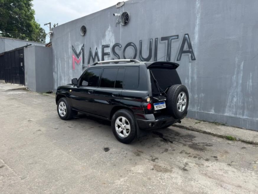 Foto ilustrativa 2 - MITSUBISHI PAJERO TR4 4X4 2007  – PRETA – GASOLINA