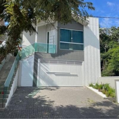 Mogi das Cruzes/SP – Itapeti – Casa com 188m²