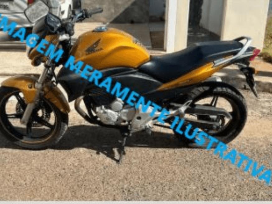 Foto ilustrativa 1 - Motocicleta Honda/CB 300R, 2010/10