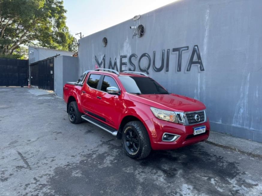 Foto ilustrativa 1 - NISSAN FRONTIER LE CD 4×4 2.3 Bi-TB DIESEL AUT. 2018 – VERMELHA – DIESEL