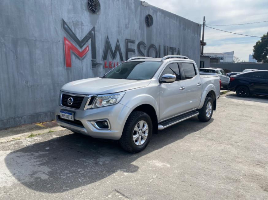 Foto ilustrativa 7 - NISSAN FRONTIER LE CD 4X4 2018 AT  – PRATA – DIESEL
