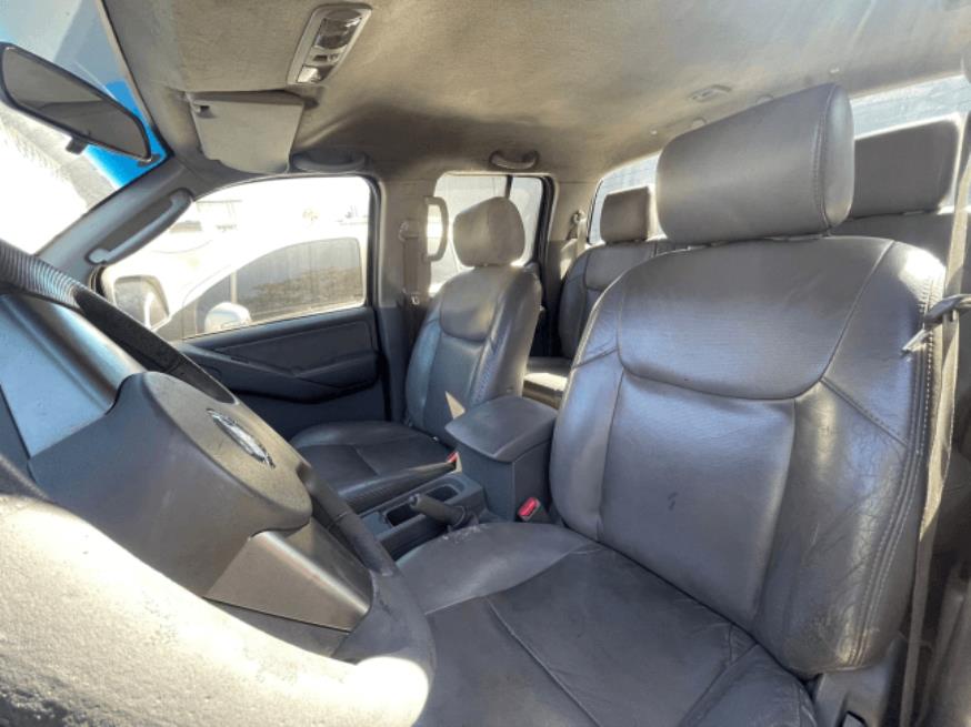 Foto ilustrativa 88 - NISSAN FRONTIER LE XE CD 4X4 2013 – PRATA – DIESEL