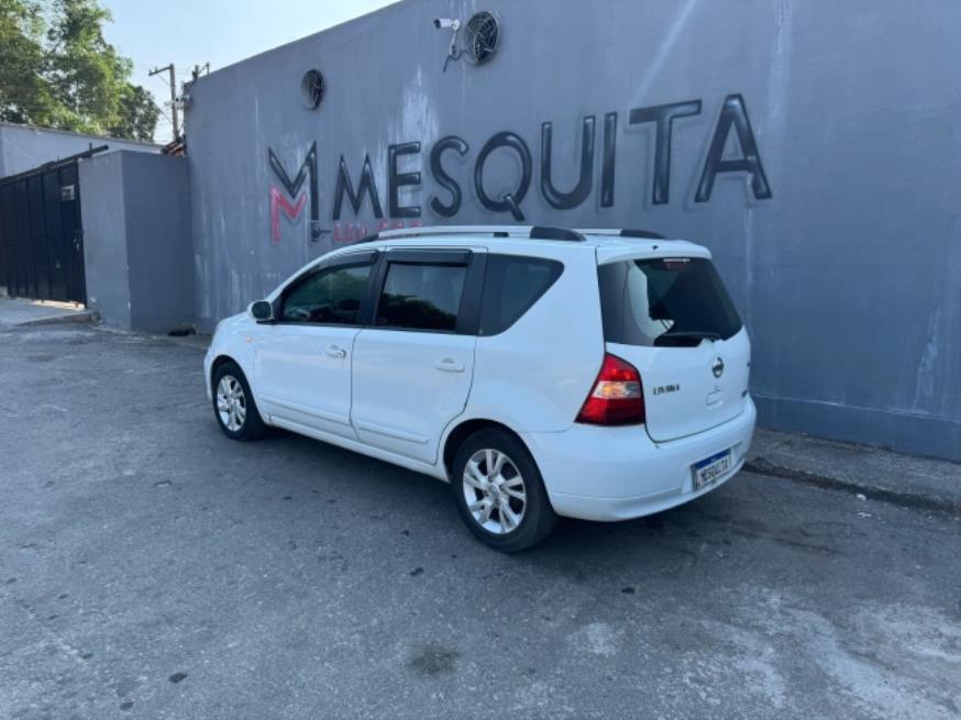 Foto ilustrativa 2 - NISSAN LIVINA SL 1.8 2013 – BRANCO – FLEX/GNV